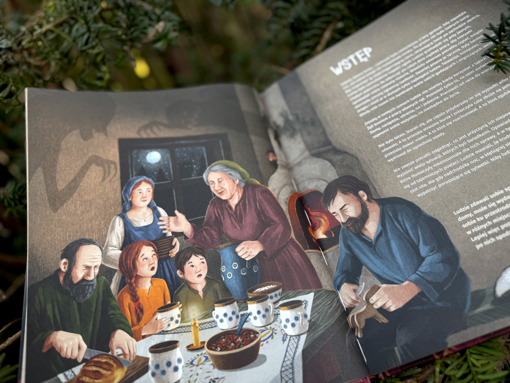 Ilustracja z książki Słowiańskie Stwory – rodzina przy stole słucha opowieści starszej kobiety o dawnych wierzeniach