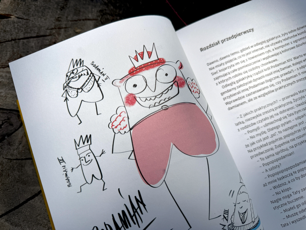 Ilustracja z książki Alborytmy Hipotama przedstawiająca sowę i humorystyczne postacie wspierające temat higieny cyfrowej dzieci