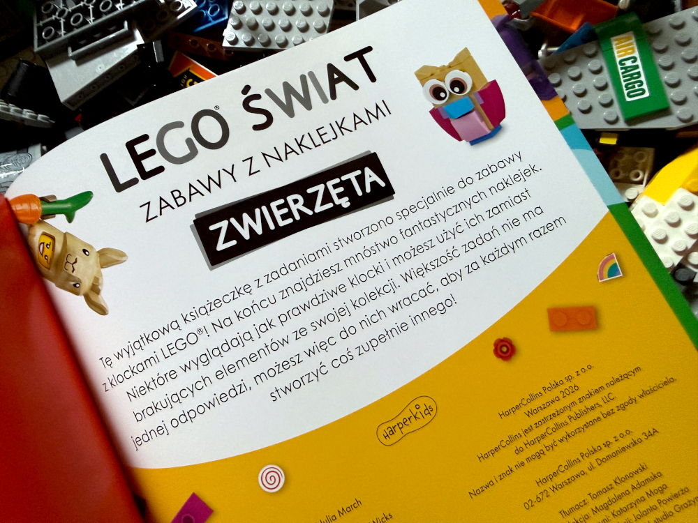 Wnętrze książki LEGO Świat zabawy z naklejkami Zwierzęta z opisem aktywności i elementami edukacyjnymi