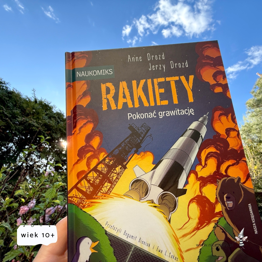 Okładka książki Naukokomiks Rakiety pokazana na tle nieba