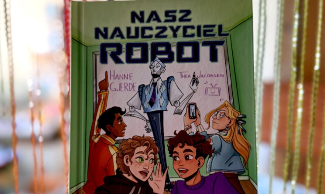 Okładka książki dla młodzieży Nasz nauczyciel robot
