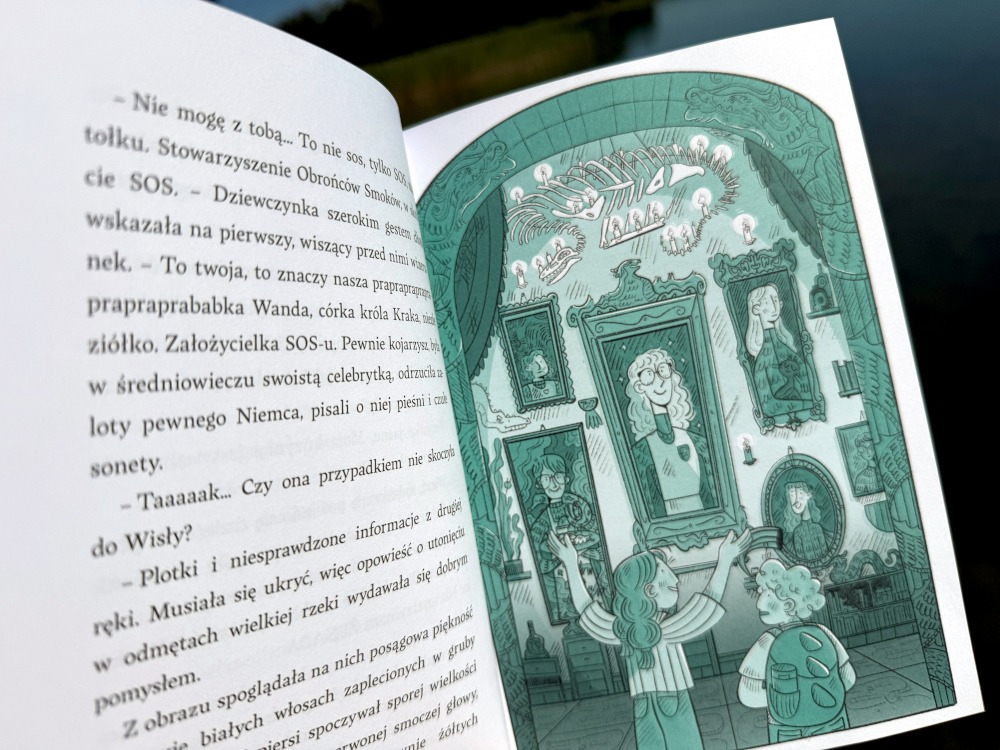 Ilustracja przedstawiająca galerię portretów przodków i galerię w zamku.
