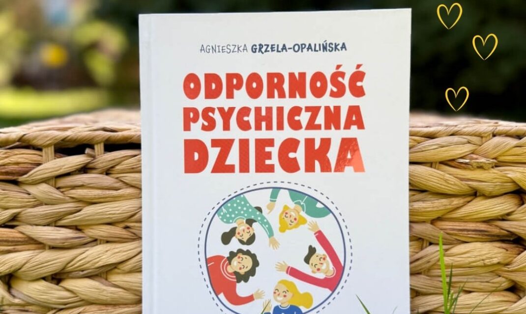Strony książki Odporność psychiczna dziecka zawierające list Drogi Czytelniku i przedstawienie Ekipy z Leśnej.