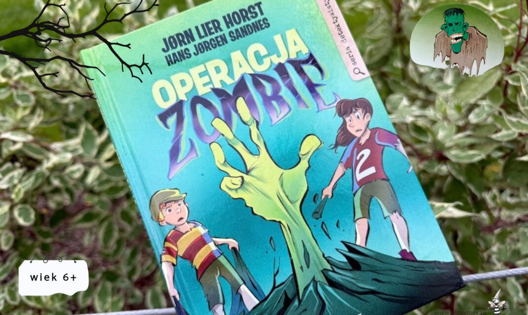 Okładka książki Operacja Zombi Jørna Liera Horsta, przedstawiająca zieloną rękę zombi wychodzącą z grobu w nocy.